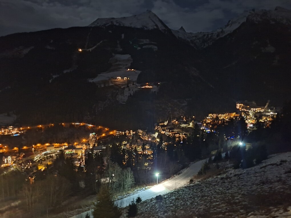 Nachtpanorama der Rodelbahn